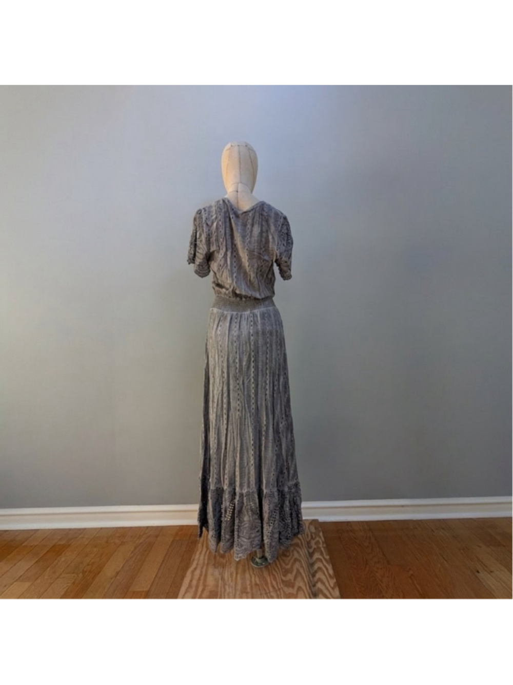 Young Fabulous & Broke Gray Eyelet Lace Maxi Dress - Large - Picture 3 of 10